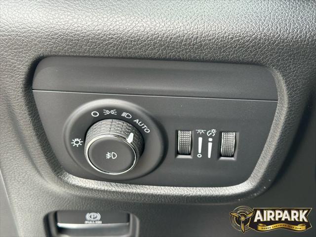 2025 Jeep Grand Cherokee Summit 4x4