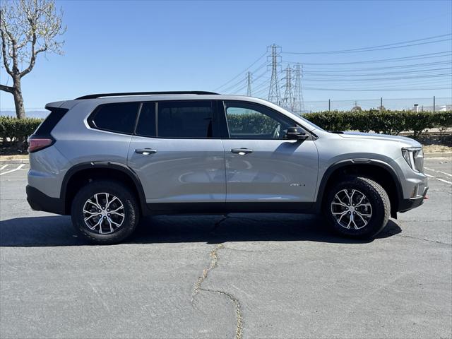 2025 GMC Acadia AWD AT4