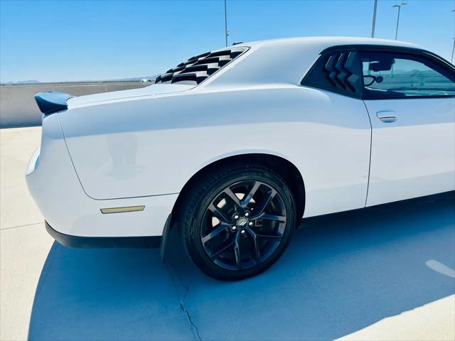 2021 Dodge Challenger SXT