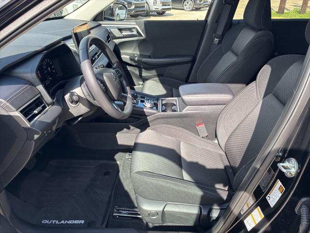 2024 Mitsubishi Outlander PHEV ES S-AWC