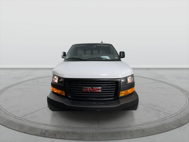 2025 GMC Savana Cargo RWD 2500 Extended Wheelbase Work Van
