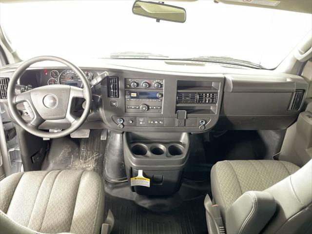 2025 GMC Savana Cargo RWD 2500 Extended Wheelbase Work Van