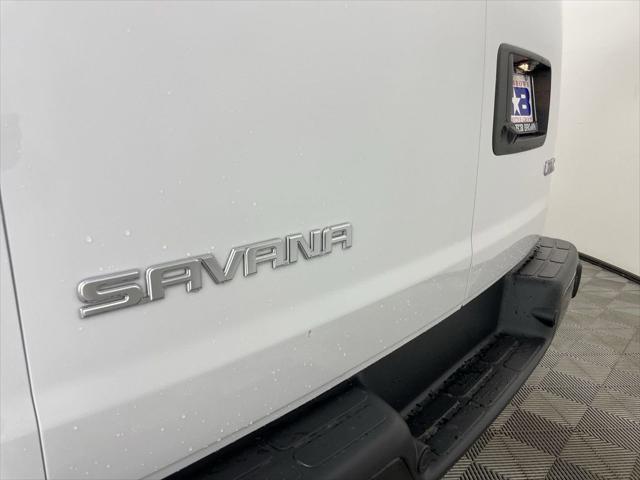 2025 GMC Savana Cargo RWD 2500 Extended Wheelbase Work Van