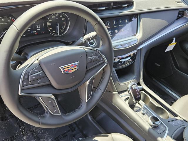 2025 Cadillac XT5 FWD Luxury