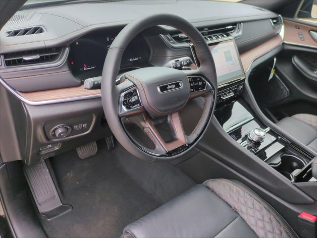 2025 Jeep Grand Cherokee GRAND CHEROKEE L SUMMIT 4X4