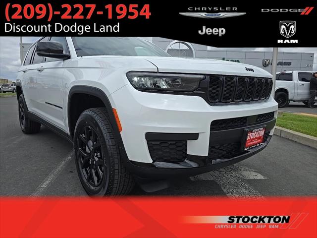 2025 Jeep Grand Cherokee GRAND CHEROKEE L ALTITUDE 4X4