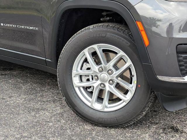 2025 Jeep Grand Cherokee GRAND CHEROKEE L LAREDO 4X2