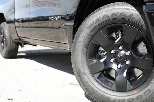 2025 RAM Ram 1500 RAM 1500 TRADESMAN QUAD CAB 4X2 64 BOX