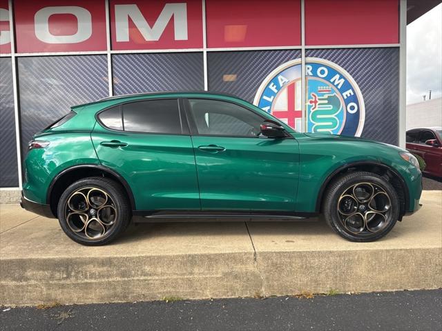2025 Alfa Romeo Stelvio STELVIO INTENSA AWD 2025 Alfa Romeo Stelvio STELVIO INTENSA AWD