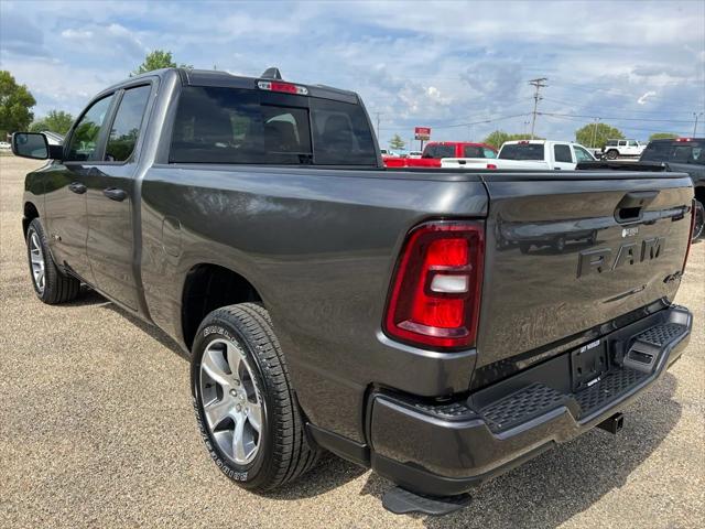 2025 RAM Ram 1500 RAM 1500 TRADESMAN QUAD CAB 4X4 64 BOX
