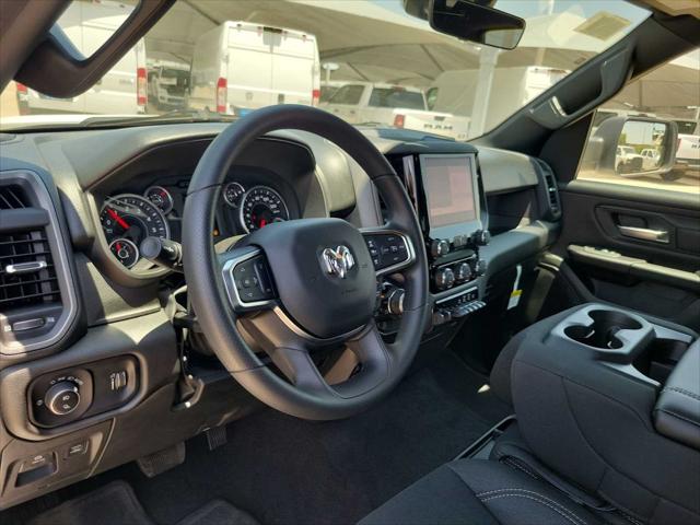 2025 RAM Ram 1500 RAM 1500 TRADESMAN QUAD CAB 4X4 64 BOX