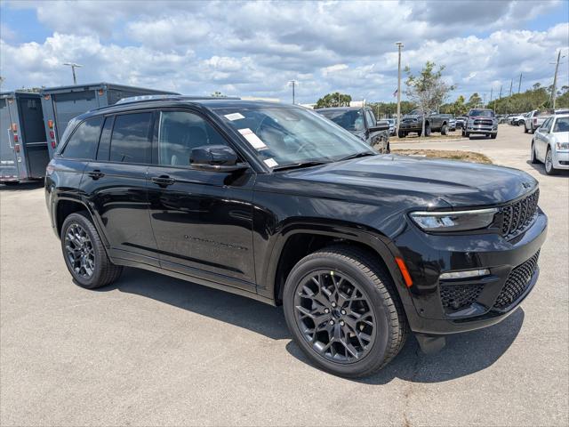 2025 Jeep Grand Cherokee GRAND CHEROKEE SUMMIT 4X4