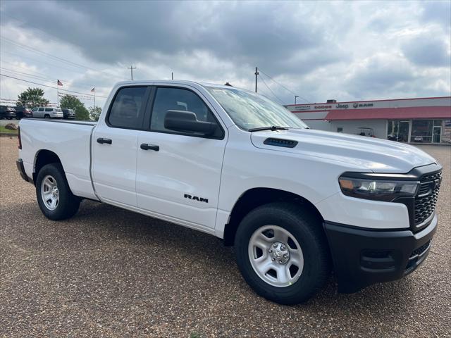 2025 RAM Ram 1500 RAM 1500 TRADESMAN QUAD CAB 4X2 64 BOX