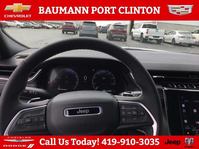 2025 Jeep Grand Cherokee GRAND CHEROKEE L LAREDO X 4X4