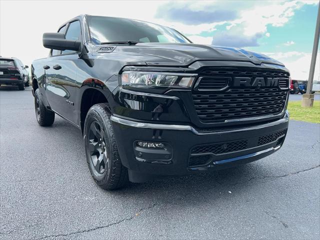 2025 RAM Ram 1500 RAM 1500 TRADESMAN QUAD CAB 4X2 64 BOX