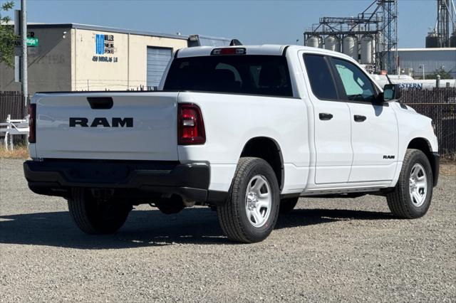 2025 RAM Ram 1500 RAM 1500 TRADESMAN QUAD CAB 4X2 64 BOX