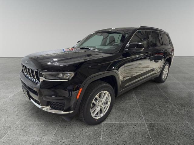2025 Jeep Grand Cherokee GRAND CHEROKEE L LAREDO X 4X4