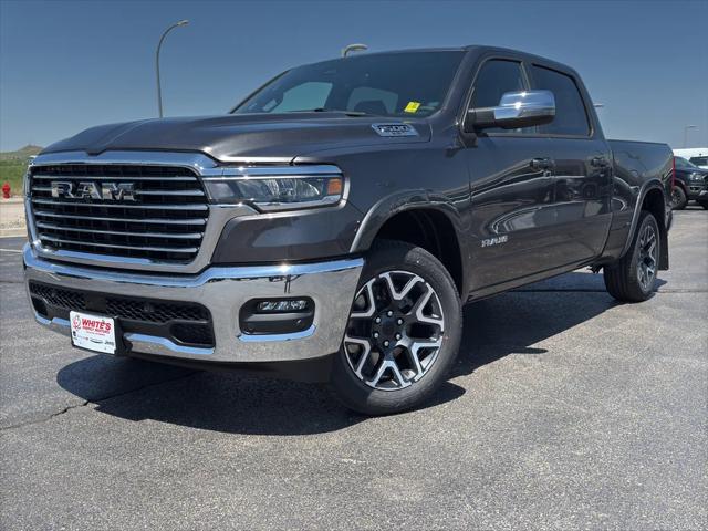 2025 RAM Ram 1500 RAM 1500 LARAMIE CREW CAB 4X4 64 BOX