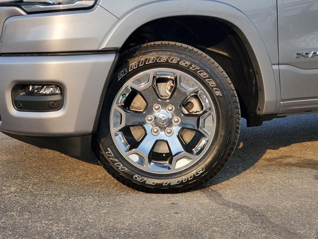 2025 RAM Ram 1500 RAM 1500 LONE STAR CREW CAB 4X2 57 BOX