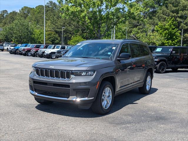 2025 Jeep Grand Cherokee GRAND CHEROKEE L LAREDO X 4X4