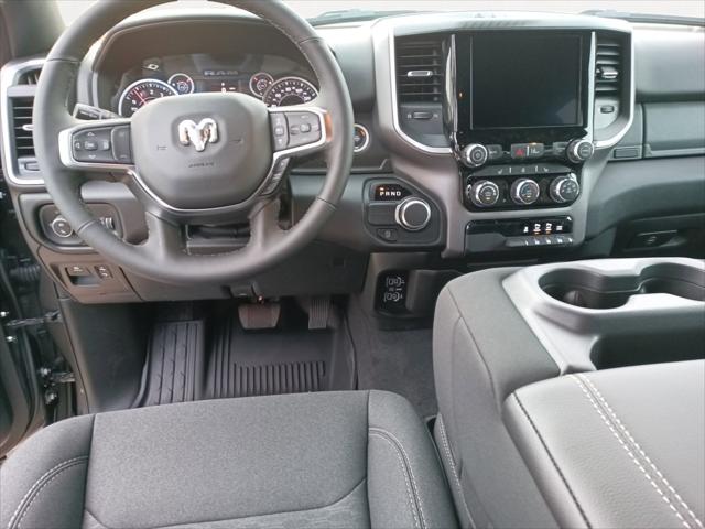 2025 RAM Ram 1500 RAM 1500 BIG HORN QUAD CAB 4X2 64 BOX