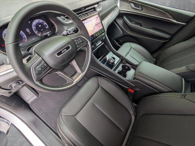 2025 Jeep Grand Cherokee GRAND CHEROKEE LIMITED 4X2