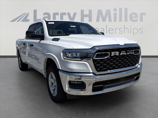 2025 RAM Ram 1500 RAM 1500 BIG HORN CREW CAB 4X4 64 BOX