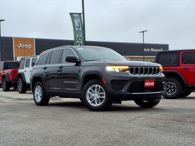 2025 Jeep Grand Cherokee GRAND CHEROKEE LAREDO X 4X2