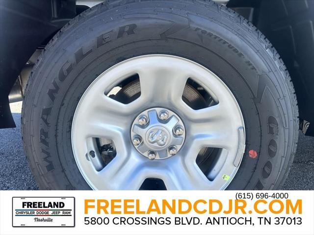 2024 RAM Ram 1500 RAM 1500 TRADESMAN CREW CAB 4X4 57 BOX