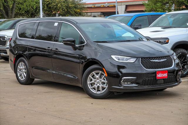 2025 Chrysler Pacifica PACIFICA SELECT