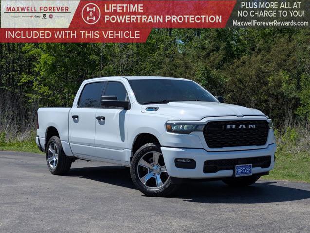 2025 RAM 1500 Tradesman Crew Cab 4x4 57 Box