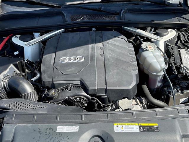 2021 Audi A4 Premium 40 TFSI quattro S tronic