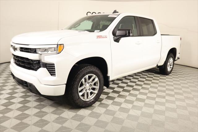 2022 Chevrolet Silverado 1500 4WD Crew Cab Short Bed RST