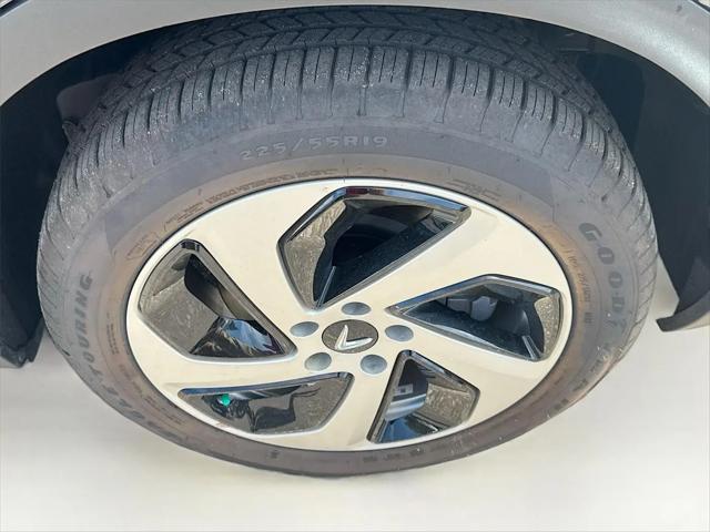 2025 INFINITI VF 8 Eco