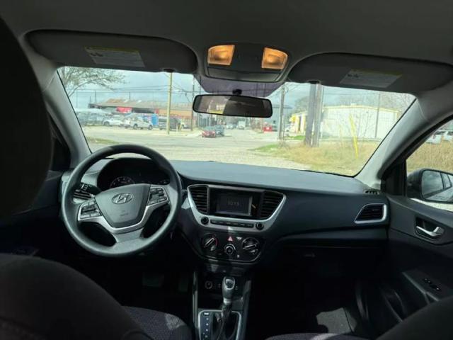 2021 Hyundai Accent SE