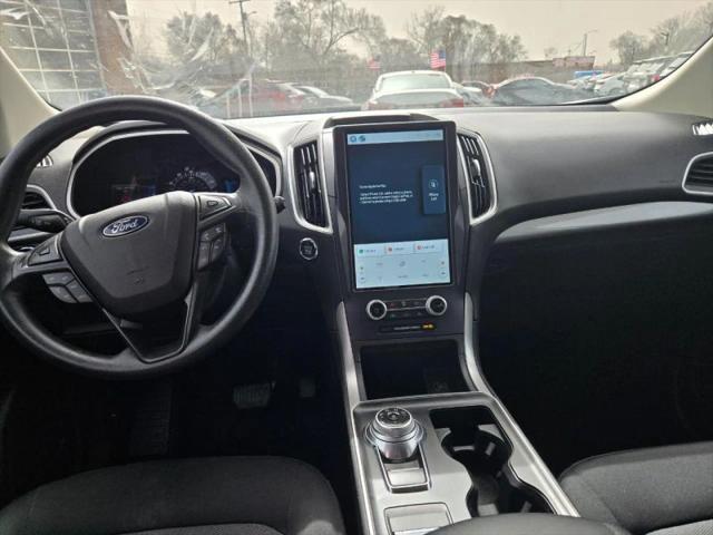2021 Ford Edge SE