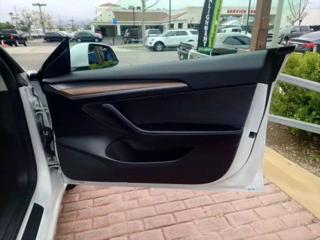 2022 Tesla Model 3 Long Range Dual Motor All-Wheel Drive
