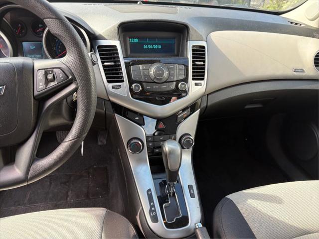2015 Chevrolet Cruze LS Auto