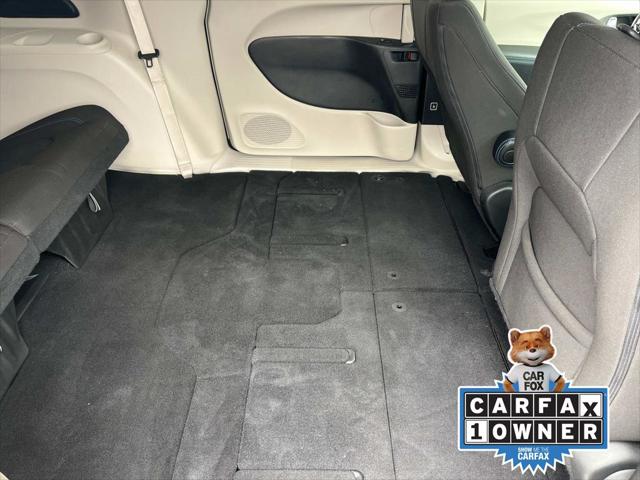 2021 Chrysler Pacifica Touring