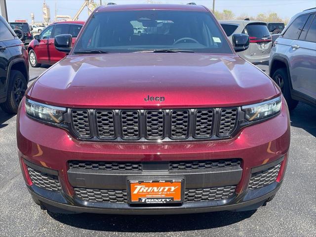 2025 Jeep Grand Cherokee GRAND CHEROKEE L ALTITUDE X 4X4