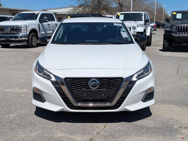 2022 Nissan Altima SR FWD