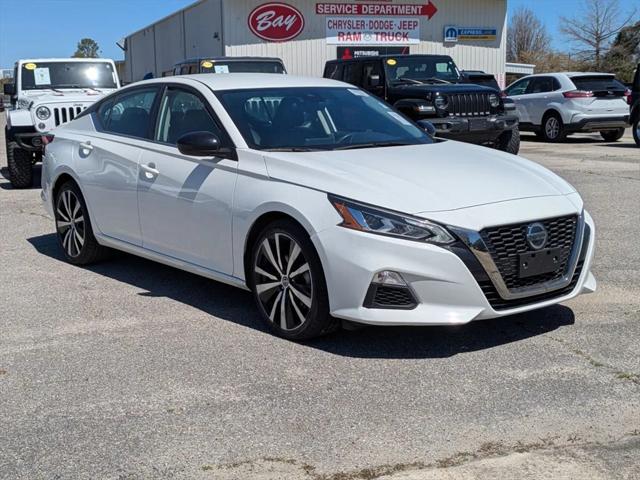 2022 Nissan Altima SR FWD