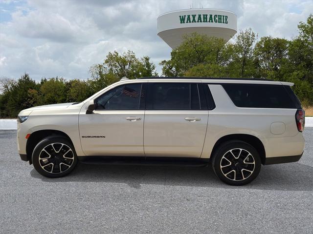 2022 Chevrolet Suburban 2WD RST