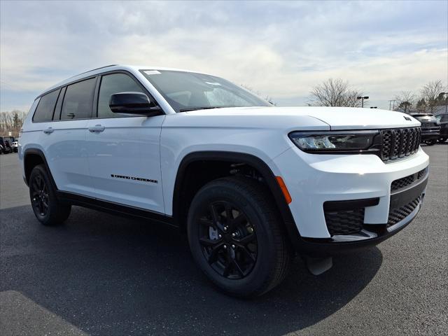 2025 Jeep Grand Cherokee GRAND CHEROKEE L ALTITUDE X 4X4