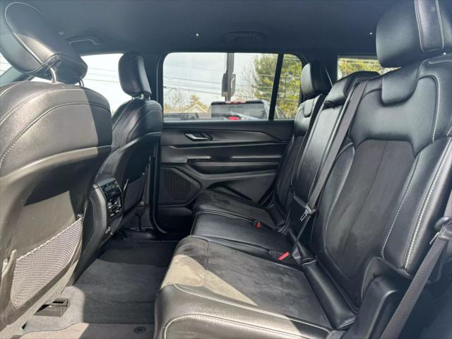 2023 Jeep Grand Cherokee L Altitude 4x4