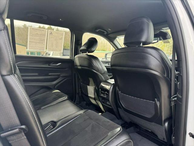2023 Jeep Grand Cherokee L Altitude 4x4