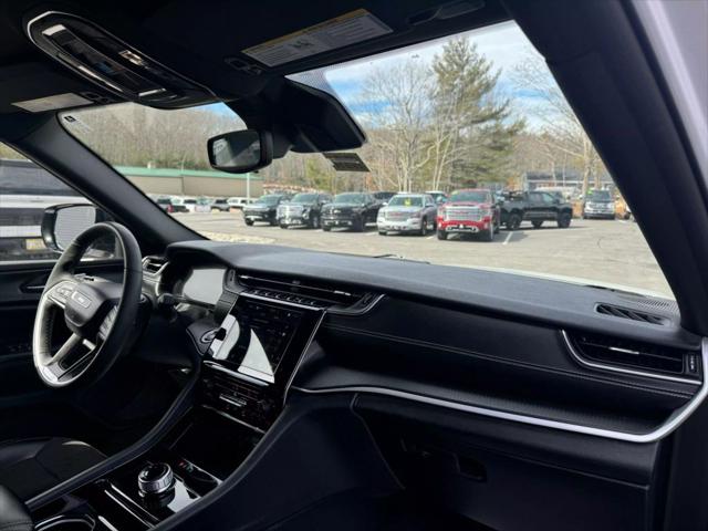 2023 Jeep Grand Cherokee L Altitude 4x4