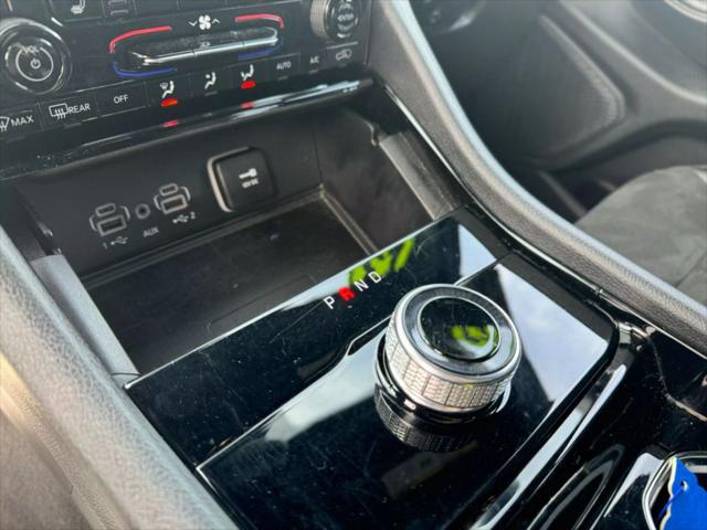 2023 Jeep Grand Cherokee L Altitude 4x4