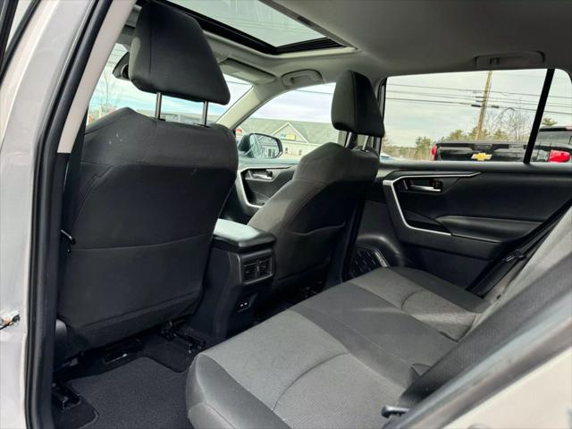 2021 Toyota RAV4 Hybrid XLE