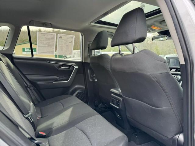 2021 Toyota RAV4 Hybrid XLE